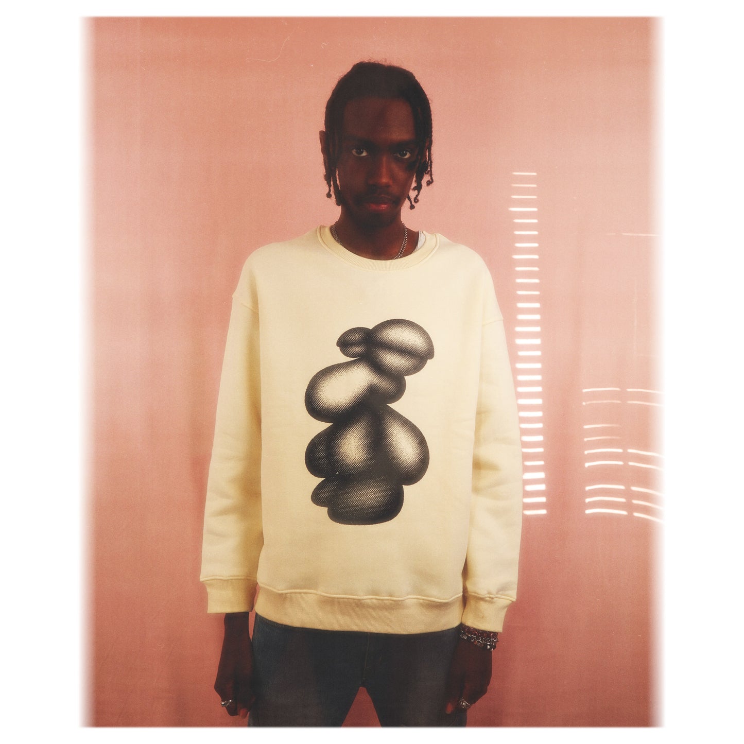 Shadow Kilroy Crewneck - Apricot